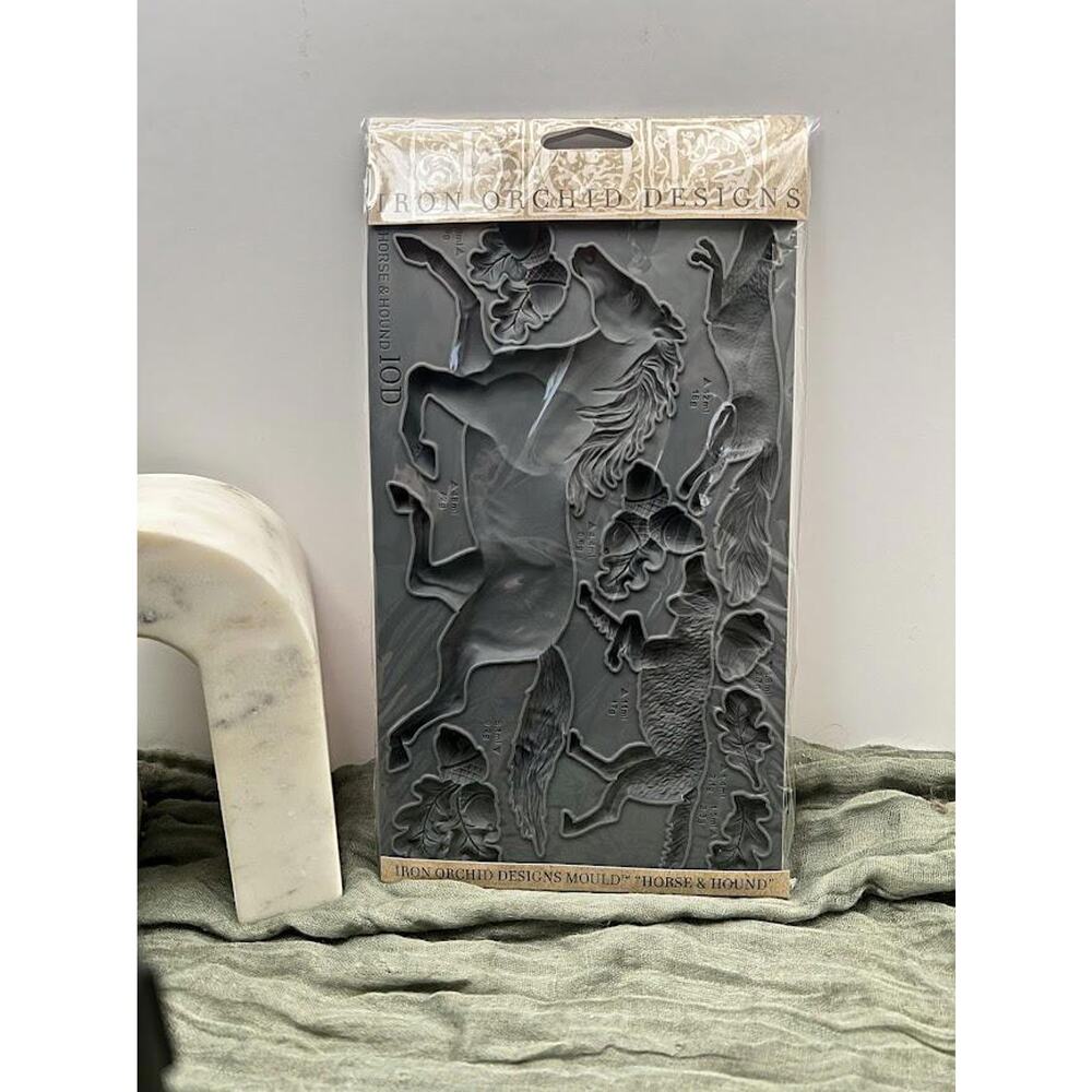 Horse and Hound Decor Mould - Iron Orchid Designs - Brand New